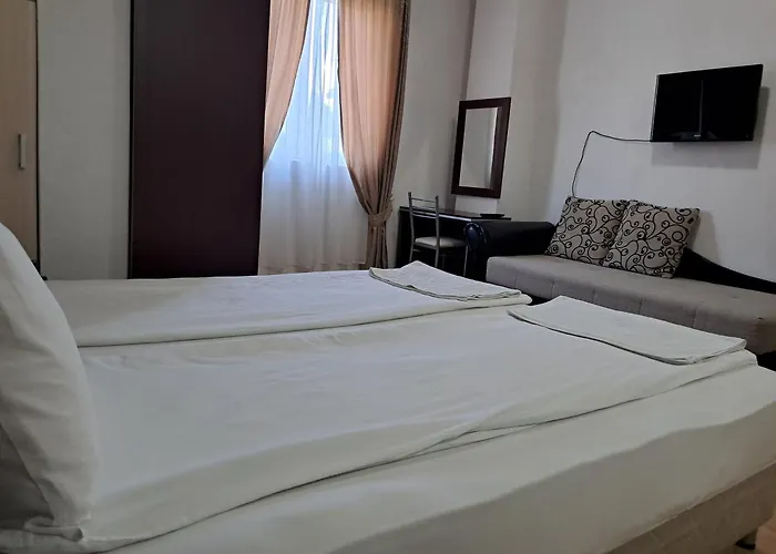 Viktor Apartments
