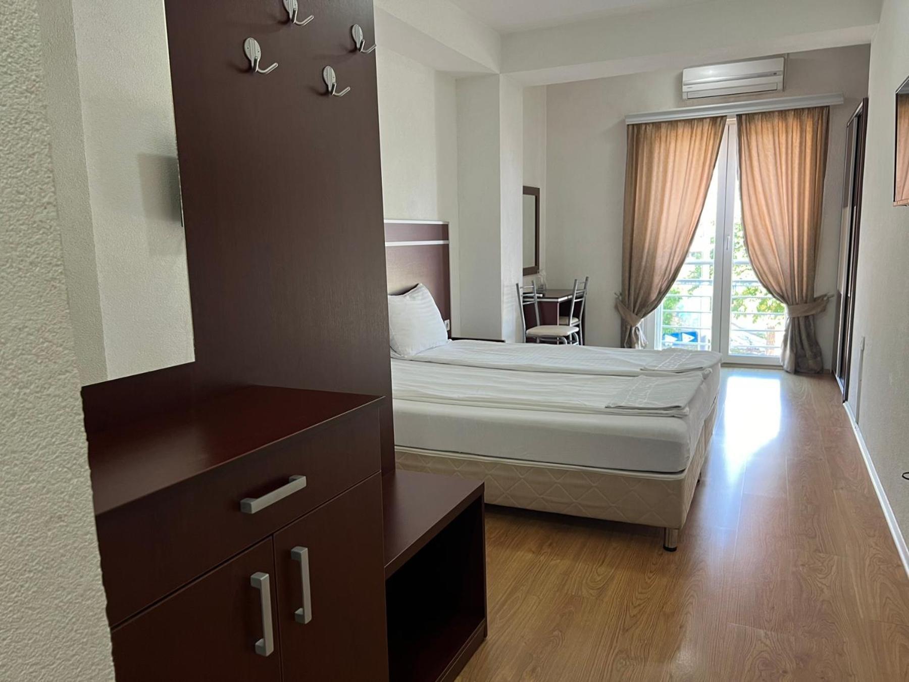 Viktor Appartement *